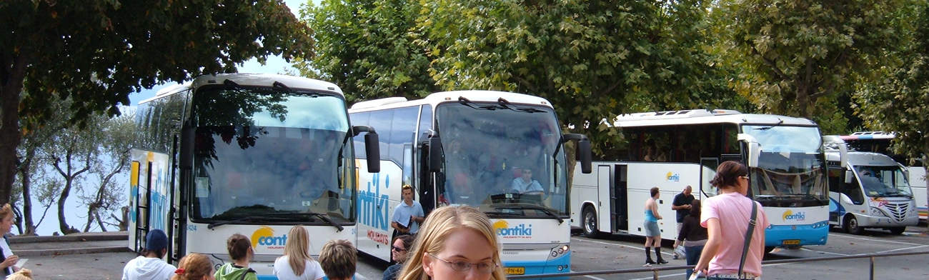 Group homestays coach tour in the UK