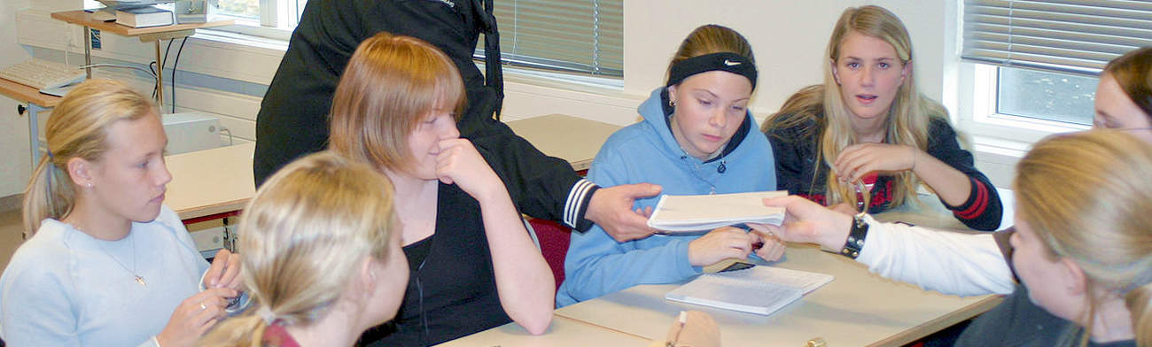 Group English tuition